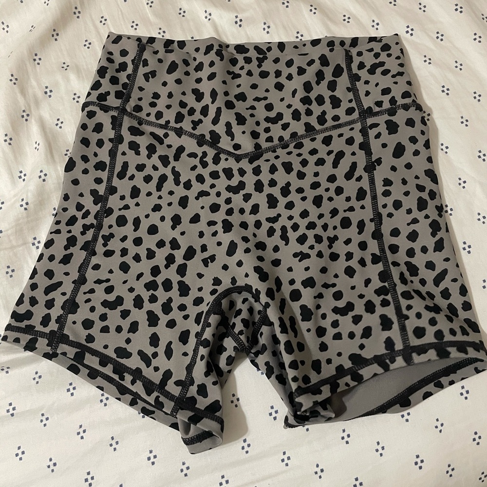 Balance athletica kingdom shorts